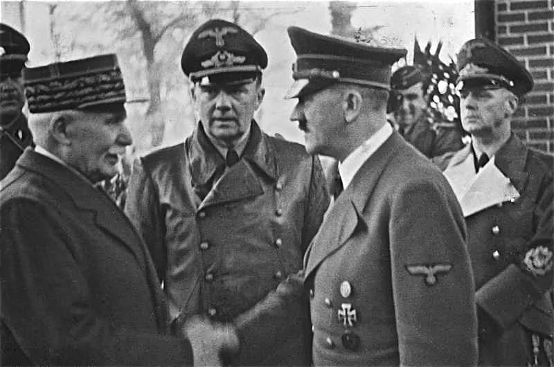 Pétain et Laval sous le régime de Vichy