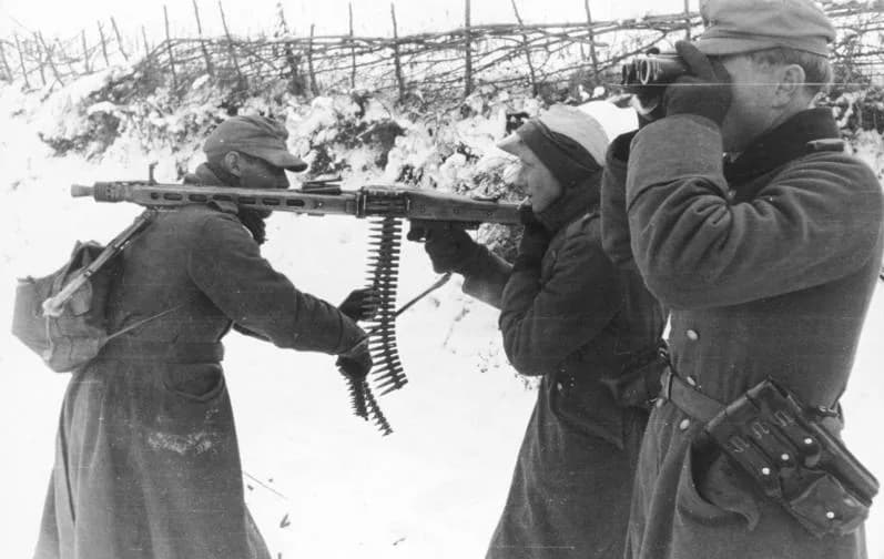 MG 42