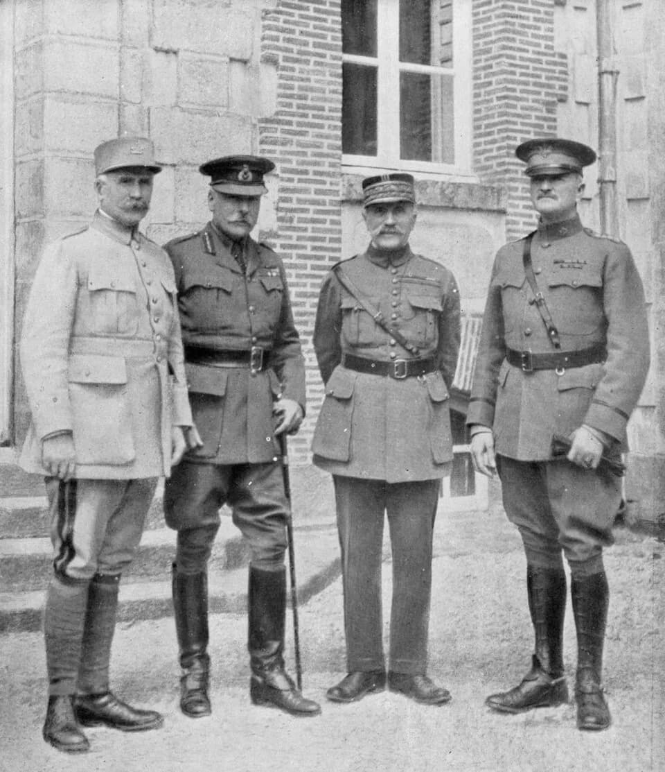 Pétain serrant la main d'Adolf Hitler à Montoire