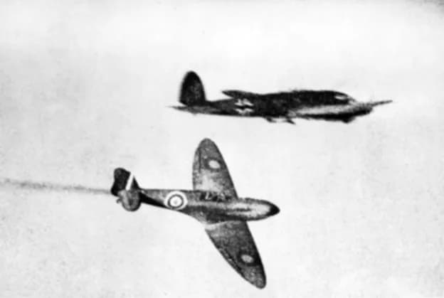 Spitfire et Heinkel He 111 durant la Bataille d'Angleterre, 1940