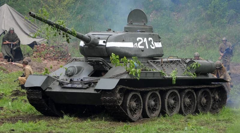 Char T-34 soviétique